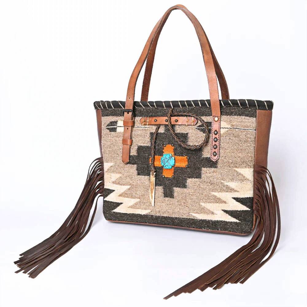 NEW AMERICAN DARLING women's conceal carry tote bag in brown